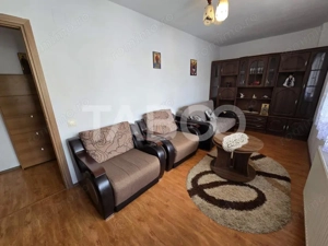 Apartament decomandat 3 camere 2 bai 66 mp parcare boxa Terezian Sibiu - imagine 3