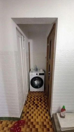 Apartament de 3 camere, decomandat, zona Casa de Cultura  - imagine 3