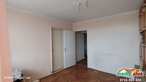 Proprietar vand apartament decomandat cu 3 camere in Tiglina 2 Galati - imagine 3