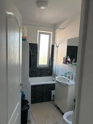 Apartament 2 camere, bucatarie inchisa - imagine 5