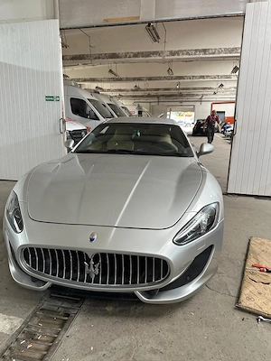 Se vinde Maserati GranTurismo S, an fabricație 2014, echipat cu celebrul motor Ferrari V8 de 4.7 lit