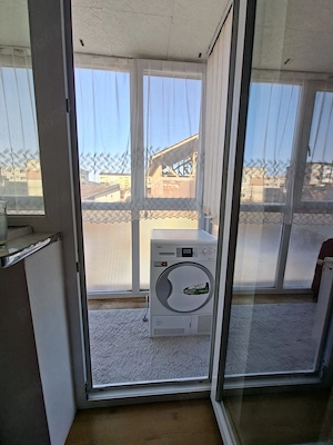 Vand Apartament 2 camere  - imagine 8