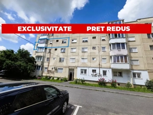 Apartament 3 camere semidecomandat 70 mp zona Bd Unirii etaju 3