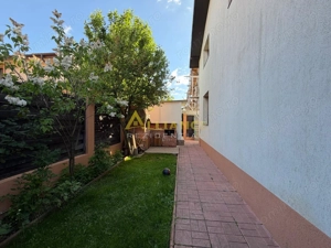 Casa de vanare , 4 camere , mobilat utilat - imagine 9