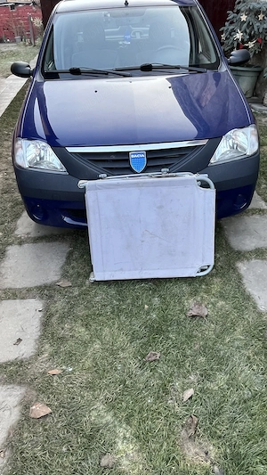 Vând Dacia Logan1