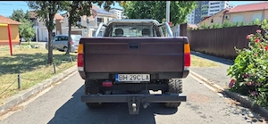 Nissan king cab D21, fab 1991,2.4 benzina, inmatriculat, pret 7500 euro neg - imagine 9