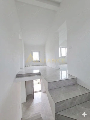 Casa Individuala - 6 camere - 3 bai - 550 mp teren - imagine 15