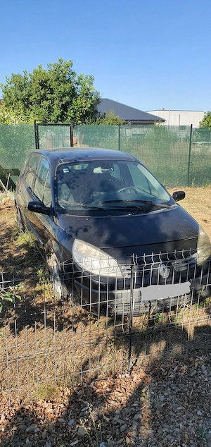 Renaul Scenic II, 1.5 dci, 2004, pentru reparare, sau piese schimb, sau programul Rabla