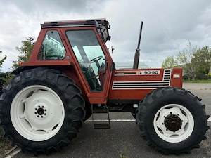 Tractor Fiat 90-90 4x4