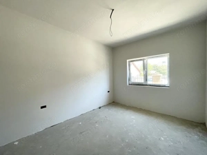 Duplex cu 3 camere -  central Mosnita Veche - imagine 4