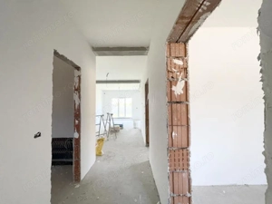 Duplex cu 3 camere -  central Mosnita Veche - imagine 7