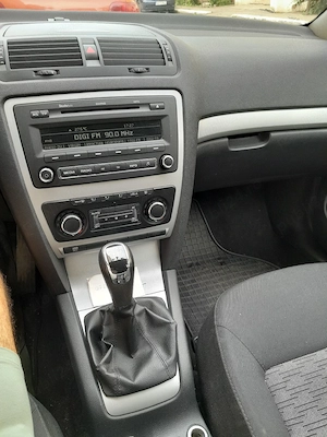 Vând skoda octavia 1,6 diesel - imagine 4