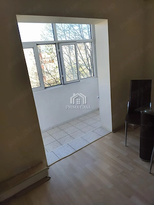 Apartament cu 4 camere   zona Brosteni   etaj 3din4   97mp utili   renovat   Pret: 100.000  neg  - imagine 9
