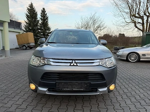 Vând Mitsubishi 4x4 2.2 diesel  - imagine 4