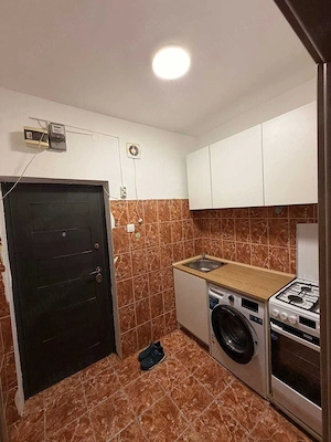 Garsoniera | Far - Billa | Radet | Renovata  - imagine 3