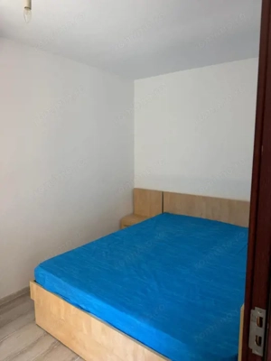 Apartament 3 camere, 49 mp, renovat recent centrala proprie, zona Craiovita Noua - imagine 5