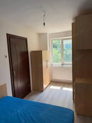 Apartament 3 camere, 49 mp, renovat recent centrala proprie, zona Craiovita Noua - imagine 6