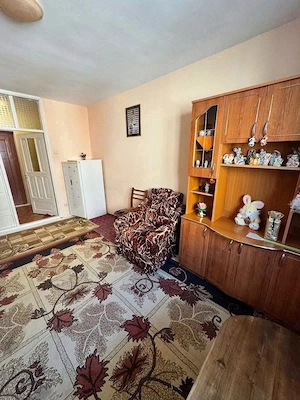 De vanzare garsonieră, mobilata, etajul 1 , zona Kaufland Nou 12500euro