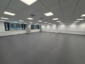 Spațiu de birouri modern   3.500 mp disponibili într-un hub industrial premium - imagine 2