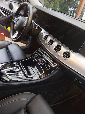Mercedes E class - imagine 5