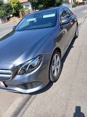 Mercedes E class - imagine 2