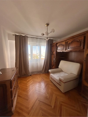 Vand apartament 3 camere Dacia  - imagine 4
