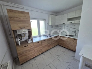 Apartament 3 camere de inchiriat zona Campului etaj 2 