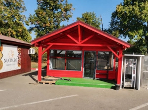 AM UN SPAȚIU CA O FLOARE, ÎN BANEASA, LA INTRARE - imagine 2