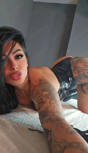 Disponibilaa pe wapp Show nud sau lesby 