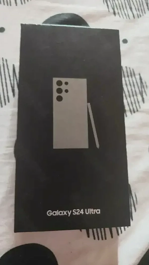 Samsung s24 ultra utilizat 8 luni 2550 roni