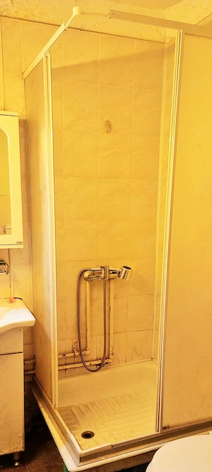 oportumitate  ,ap 4 cam 80mp  et2 4 zona semicentrala-gara ,1849000 eur neg - imagine 4