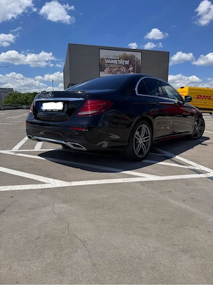 Mercedes-Benz E-class 220d W213 AMG - imagine 9