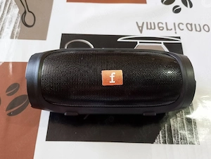 De vanzare boxa Bluetooth ca nou o singura data a fost folosit de probă   Model  F-Bass Bluetooth sp