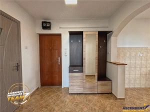 FILM  Tur 3D! Apartament cu 2 camere, decomandat, Simeria, Sfantu Gheorghe - imagine 4
