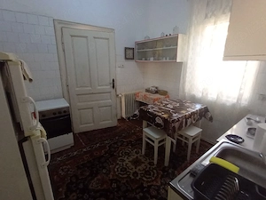 Balcescu,  Ap 2 cam, et 1, curte si gradina, zero comision