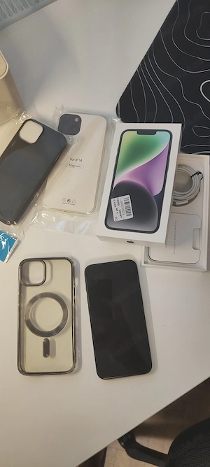 Vând iPhone 14 