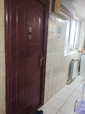 Vand apartament 70 mp, 4 camere - imagine 6
