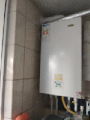Vand apartament 70 mp, 4 camere - imagine 4