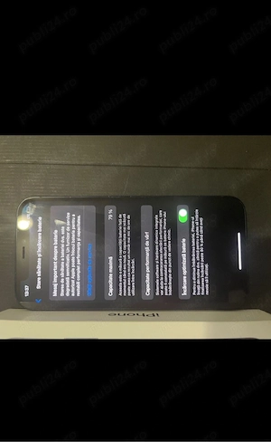 iphone12,64GB functioneaza foarte bine 