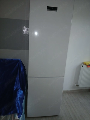 Combina frigorifica Arctic AK60406E40NFW, 362 Litri, Clasa E, Full No Frost