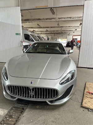 Se vinde Maserati GranTurismo S, an fabricație 2014, echipat cu celebrul motor Ferrari V8 de 4.7 lit