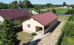 Vand casa in Vanatorii Mici [mutare imediata]
