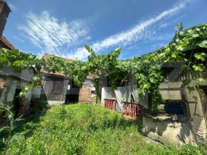 Casa de renovat 100 mp, 200 mp teren, zona Vinerea - Cugir - imagine 6