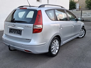   HYUNDAI i30  cw brek 1.6 Diesel   Euro 5 Import Germania 2011  - imagine 3