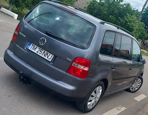 Vw Touran 1.9 TDI 6 Trepte  - imagine 4