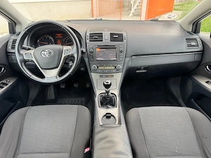 Toyota Avensis 2.0d 2010 Euro 5 - imagine 7