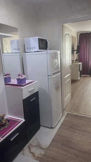 Inchiriez garsoniera,regim hotelier,zona centrală!!! - imagine 5