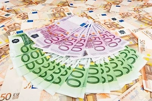 Împrumuturi: Dați viață proiectelor dumneavoastră în domeniul imobiliar, agriculturii, comerțului și