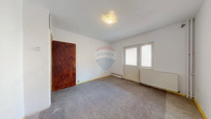 Apartament cu 2 camere de vânzare în zona Noua - imagine 13