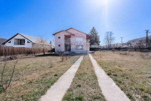 Casă individuală | Băbana, Argeș | 245 mp utili | 1.240 mp teren